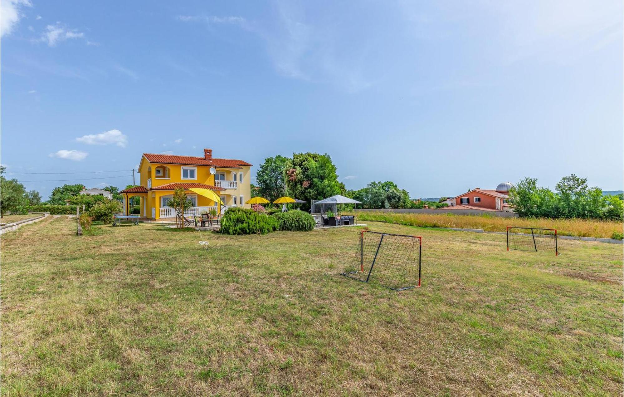 Amazing Home In Valtura 外观 照片